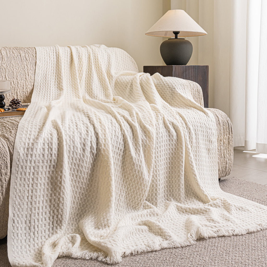 SoftHaven Waffle Weave Lightweight Throw Blanket